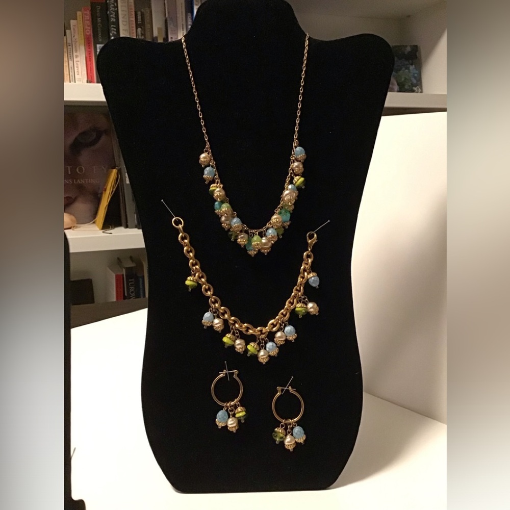 VINTAGE Banana Republic Jewelry Set. Goldtone w/Pastel Beads & Filigree